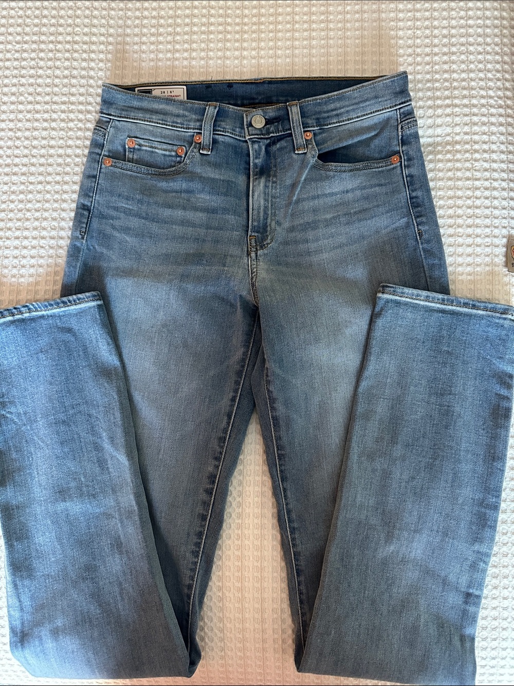Classic Women's Light Blue Denim Jeans size 28/6 Tall